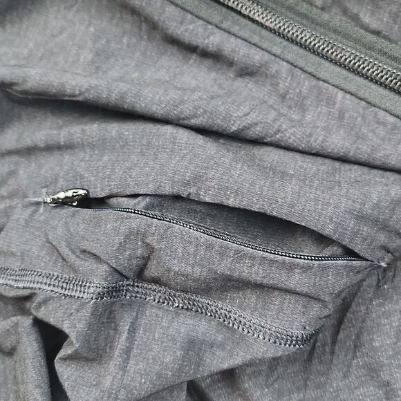 Lululemon Fast Track Reversible Zip-up Jacket Black White Women's size 6‎ - Picture 12 of 15